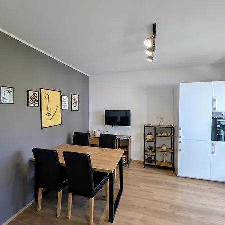 Glam Apartament *