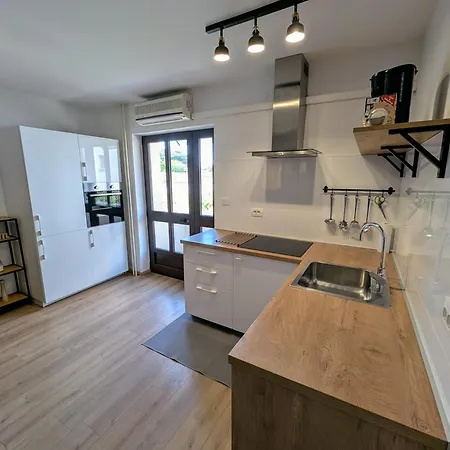 Glam Apartment Porec