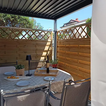 Glam Apartman Porec